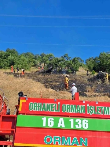 Orhaneli&rsquo;de &ccedil;ıkan yangın s&ouml;nd&uuml;r&uuml;ld&uuml;
