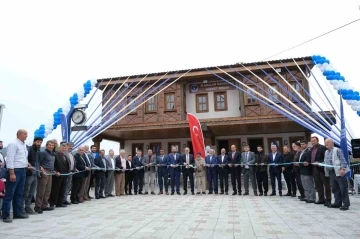 Bursa Orhaneli&rsquo;de k&ouml;y konakları tamamlanıyor