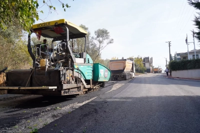 Orhangazi Belediyesinden Eski Hastane Yolun&rsquo;da Asfalt Yenileme Mesaisi