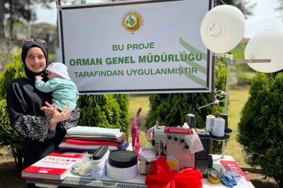 Orman k&ouml;yl&uuml;s&uuml; 11 kadınlara dikiş makinası
