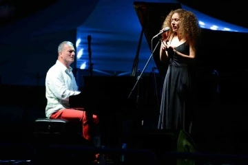 Ormanda caz m&uuml;zikle keyifli gece
