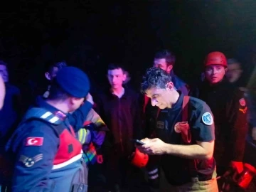 Orhangazi'de ormanda mahsur kalan gen&ccedil;ler kurtarıldı