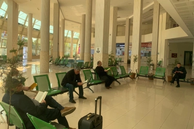 &Ouml;rnek Terminallerde Kitap Sevgisi Aşılanıyor