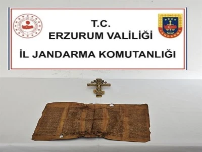 Orta &Ccedil;ağ d&ouml;nemine ait parş&ouml;men ile bronz ha&ccedil; ele ge&ccedil;irildi