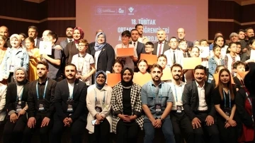 Ortaokul &ouml;ğrencileri araştırma projeleri yarışmalarında &ouml;d&uuml;ller sahiplerini buldu
