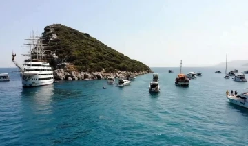 Oru&ccedil; Reis&rsquo;in hikayesinin başladığı ada, bug&uuml;n turistlerin cazibe noktası oldu
