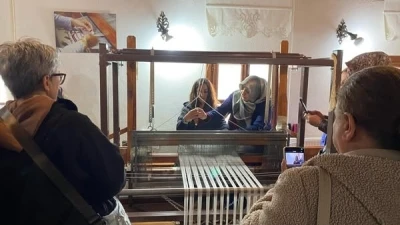 Osmaneli&rsquo;nin tarihi dokusu ziyaret&ccedil;ilerden tam not aldı
