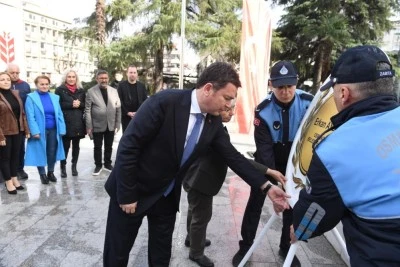 Osmangazi Belediye Başkanı Erkan Aydın: Atat&uuml;rk&rsquo;&uuml;n vizyonuyla T&uuml;rkiye Cumhuriyeti devleti, her alanda d&uuml;nyada &ouml;nc&uuml;l&uuml;k etmiştir