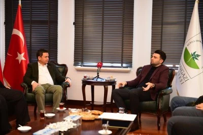  Osmangazi Belediye Başkanı Erkan Aydın, Bursaspor Vakfı M&uuml;tevelli Heyeti'ne katıldı