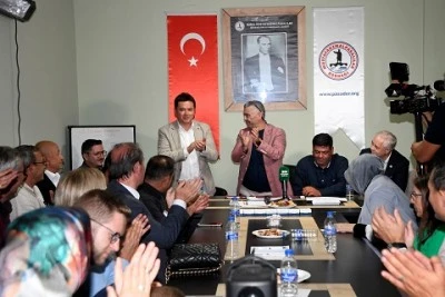 Osmangazi Belediye Başkanı Erkan Aydın: &Ccedil;alışmalarımızı emek&ccedil;ilerin hakkını vererek yapıyoruz