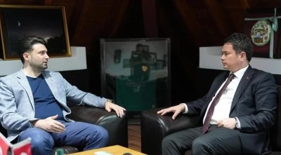 Osmangazi Belediye Başkanı Erkan Aydın&rsquo;dan Bursaspor&rsquo;a moral ziyareti