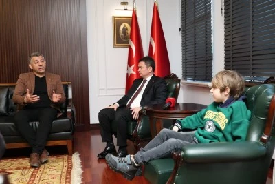 Osmangazi Belediye Başkanı Erkan Aydın'dan DMD Hastası Yağız Efe i&ccedil;in destek &ccedil;ağrısı