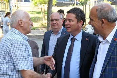 Osmangazi Belediye Başkanı Erkan Aydın'ın mahalle temasları devam ediyor