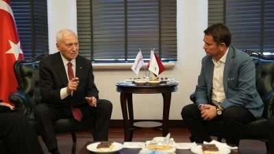 Osmangazi Belediye Başkanı Erkan Aydın, Prof. Dr. Mehmet Haberal'ı ağırladı