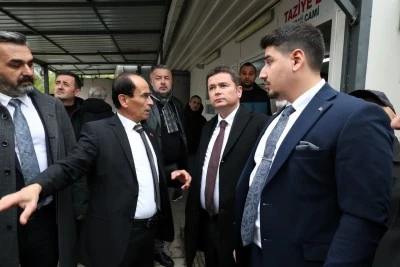 Osmangazi Belediye Başkanı Erkan Aydın, vatandaşların taleplerini dinledi