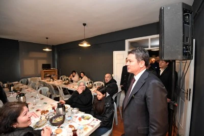 Osmangazi Belediye Başkanı Erkan Aydın, vatandaşların taleplerini dinledi