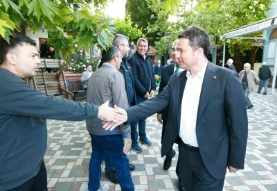 Osmangazi Belediye Başkanı Erkan Aydın, vatandaşlarla bayramlaştı 