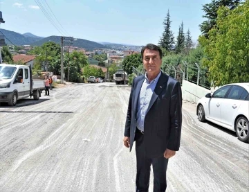 Osmangazi Belediyesi 6 ayda 28 bin ton asfalt &ccedil;alışması yaptı
