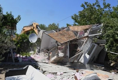 Osmangazi Belediyesi arkeolojik sit alanına yapılan ka&ccedil;ak yapıları yıktı