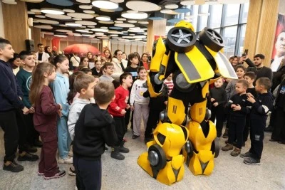 Osmangazi Belediyesi &ccedil;ocukları bilimle buluşturuyor