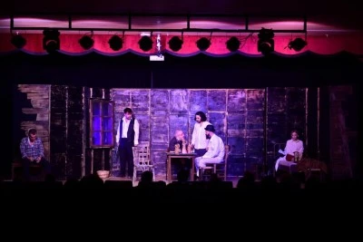 Osmangazi Belediyesi, &lsquo;Duvarların &Ouml;tesi&rsquo;ni sanatseverlerle buluşturdu