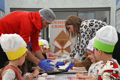 Osmangazi Belediyesi kreşlerinde eğitim ve mesleki tanıtım