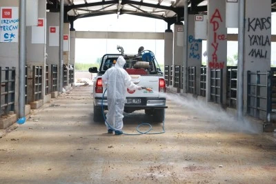 Osmangazi Belediyesi kurban pazar alanlarının temizliğini tamamladı