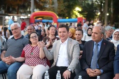Osmangazi Belediyesi Mahalle Şenlikleri'nde adres İstiklal'di