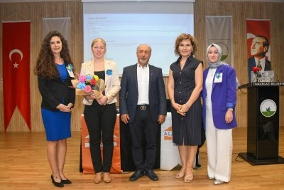 Osmangazi Belediyesi&rsquo;nden Alzheimer&rsquo;a dikkat &ccedil;eken seminer