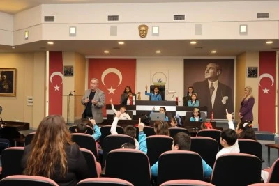 Osmangazi Belediyesi&rsquo;nden &ccedil;ocuklara yerel y&ouml;netim bilinci