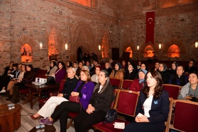 Osmangazi Belediyesi'nden rahim ağzı kanserine karşı farkındalık etkinliği 