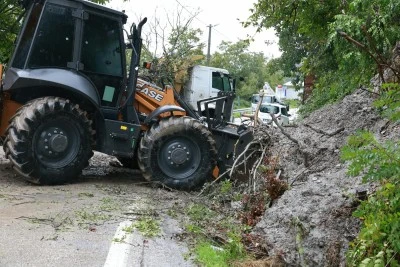 Osmangazi Belediyesi&rsquo;nden toprak kaymasına hızlı m&uuml;dahale