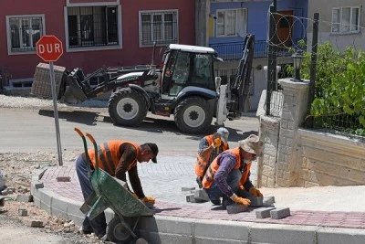 Osmangazi Belediyesi'nin altyapı ve &uuml;styapı &ccedil;alışmaları devam ediyor! 
