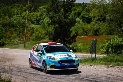 K&uuml;bra Denizci Keskin, Yeşil Bursa Rallisi'nde &uuml;&ccedil;&uuml;nc&uuml; oldu 