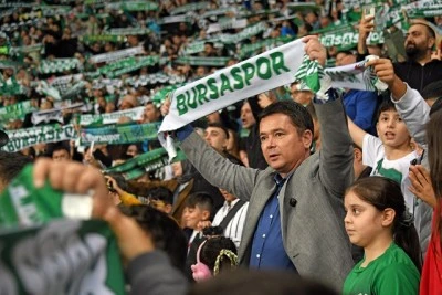 Osmangazi Belediyesi'nin Bursaspor'a olan desteği devam ediyor