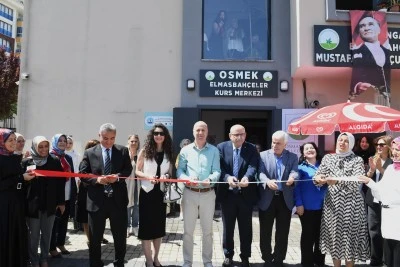 Osmangazi Belediyesi'nin kursları geleceğe y&ouml;n veriyor! 