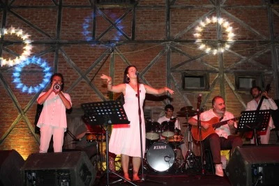 Osmangazi Belediyesi, Romangal Tarihi İpek Fabrikası&rsquo;nda ilk konserini ger&ccedil;ekleştirdi