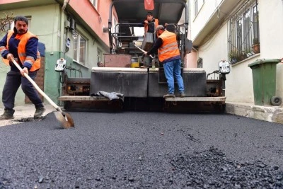 Osmangazi Belediyesi sokakları yenilemeye devam ediyor