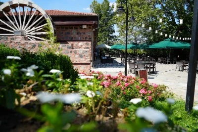 Osmangazi Belediyesi tarafından Bursa'ya kazandırılan Değirmen Park Sosyal Tesisleri b&uuml;y&uuml;k ilgi g&ouml;r&uuml;yor