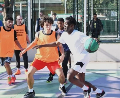 Osmangazi Belediyesi ve Bursaspor Basketbol'dan g&ouml;steri ma&ccedil;ı 