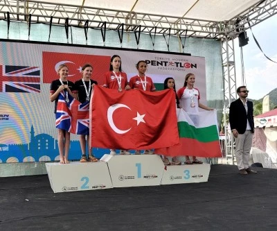 Osmangazi Belediyespor&rsquo;dan b&uuml;y&uuml;k başarı