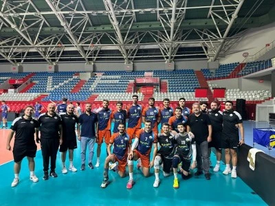 Osmangazi Belediyespor Fenerbah&ccedil;e&rsquo;nin d&uuml;zenlediği turnuvada şampiyon oldu