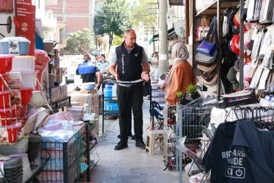 Osmangazi'de kaldırımlar işgalden temizlendi