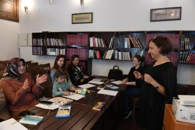 Osmangazi'de veliler kitap yolculuğuna &ccedil;ıktı