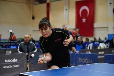 Osmangazi&rsquo;de veteran sporcular final i&ccedil;in ter d&ouml;kt&uuml;