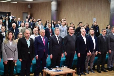 Osmangazi girişimcilik zirvesi geleceğe ışık tuttu 