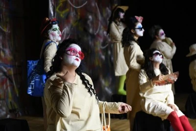 Osmangazi G&ouml;steri Merkezi&rsquo;nde &lsquo;Hi&ccedil; Kimsenin Hikayesi&rsquo; sahnelendi