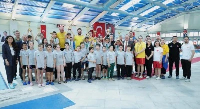 Osmangazi Belediyesi'nin gen&ccedil; y&uuml;z&uuml;c&uuml;lerinden başarı