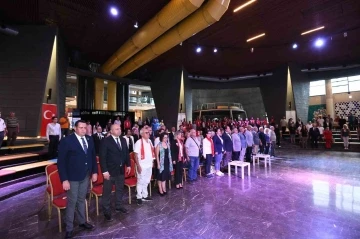 Osmangazililer Atat&uuml;rk&rsquo;&uuml;n sevdiği şarkıları dinledi