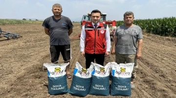 Osmaniye&rsquo;de 41,7 ton soya tohumu toprakla buluştu
